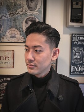 グルーマーズトウキョウ(GROOMER/S TOKYO) ビジネスマンバーバー  【 七三分け 刈り上げ ショート 】