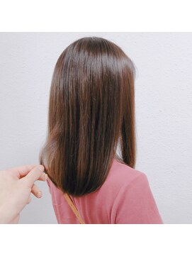 ジェナ(Jena) コーラルブラウン×ツヤストレート