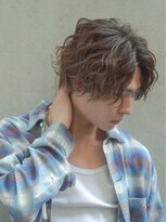 レジュアル(RESSUAL)&nbsp;かき上げヘア　ツイスト　スリークショート　シルバーカラー