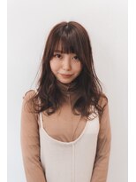 シカ(sica)&nbsp;ショコラベージュ系柔らかミディアムヘア