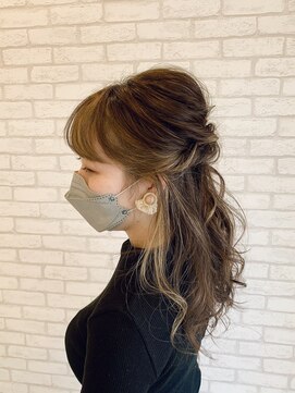 ヘアアプセウス (hair APCEWS) ハーフアップスタイル