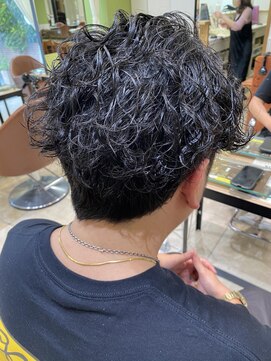 ネオリーブソラ 相模大野店(Neolive sola) メンズ波巻きスパイラルパーマ