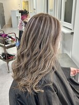 シェイロ(Cielro)&nbsp;ハイライト/ホワイトベージュ