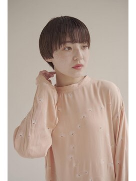 ムク 甲府(muku.) ミディアムヘア/斜めバング/グレージュカラー/甲府駅