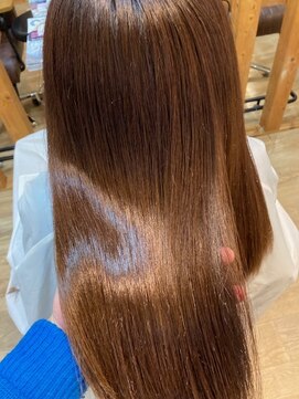 グランバイ アトリエドングリ(Grand × AtlierDonguri) お客様髪質改善データ1082（ピンクベージュ）