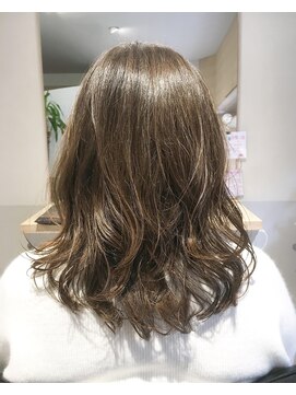 ヘアーアンジュ(Hair Ange) オリーブベージュ