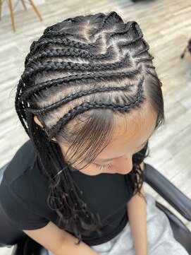 スタジオゼロ(studiozero) コーンロウ＋ブレイズ