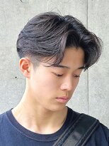 トゥイン 八王子(TWIN)&nbsp;メンズ刈り上げセンターパートニュアンスパーマフェザーパーマ