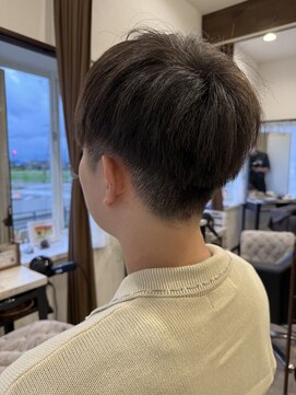 コアフィールフィス(COIFFURE fils) 新規お得クーポンあり【見附　今町】ツーブロヘア