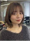 くびレイヤーボブルフネビージュ小顔ワンレンこなれミディ
