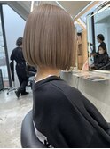 大人ガーリーダークアッシュミディアムレイヤーカット髪質改善