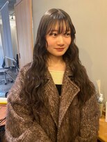 ニード(need)&nbsp;透明感ベージュロング【大阪/梅田/中津】