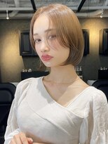 トゥルーズ 梅田茶屋町店(TLUUS)&nbsp;【TLUUSミルクティーブロンドワンホンレイヤーダークブルー】