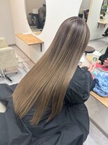 チザン(TIZAN)&nbsp;外国人風バレイヤージュで叶える透明感カラー