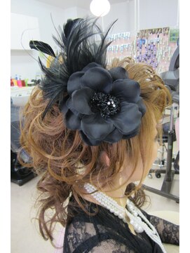 美容室イーナ(e na) ちょいハデサイドアップ★