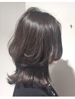 オーク 鷺沼(OAK)&nbsp;ミディウルフ×外ハネ×セピアグレージュ【OAK鷺沼/韓国/前髪】