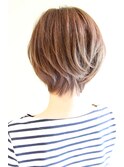 30代40代に人気シルエットが綺麗に見えるひし形ショートボブ