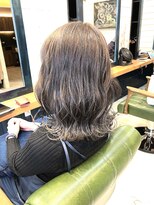 イコロ 流山おおたかの森(icoro)&nbsp;艶髪グレーアッシュ【流山おおたかの森流山おおたかの森東口】