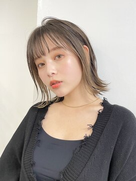 サンク 原宿 表参道(cinq) 大人かわいい外ハネボブ インナーカラーブリーチフェザーバング
