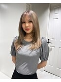ミルクティーベージュ