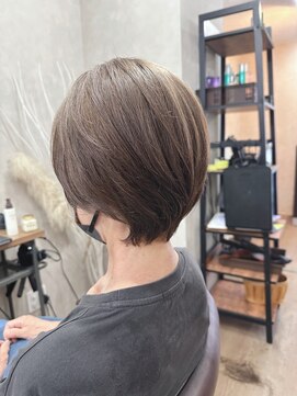 アルレン(Allen) 王道丸みショート【白髪ぼかし/ハイライト/宇都宮】