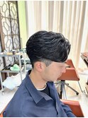 【センターパートマッシュ】抜け感×色気を纏う上品メンズカット