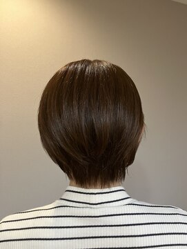 パールベージュ・ショート