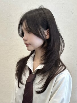 ライン(LINE) 韓国風/レイヤー/前髪カット/オリーブ/透明感/ハッシュカット