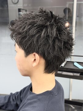 ウィル バイ ブラウン(Vir by Brown) MEN’S HAIR/サーフカール/刈り上げセンターパート/藤沢