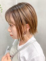 テトヘアー(teto hair)&nbsp;ミルクティベージュ、ブロンドベージュ、外ハネボブ、前下がり