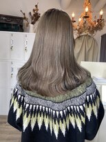 ケイリー(KAYLEE)&nbsp;KAYLEE STYLE