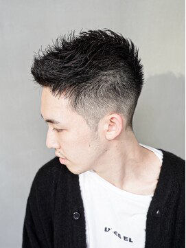 アルファ 新宿(alpha) フェザーパーマ/刈り上げセンターパート/サーフカール[新宿]