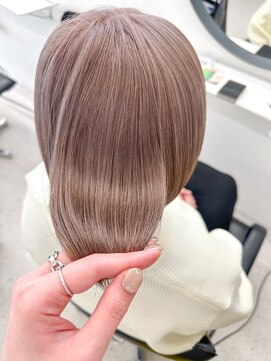 ヒビヲ(HIBIO) ナチュラルボブショートミニボブダブルカラーハイライトブリーチ