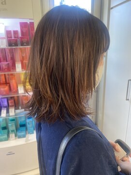 フラミンゴバイカーニバル 江古田(Flamingo by carnival) ミディアムレイヤー＆ベージュカラー