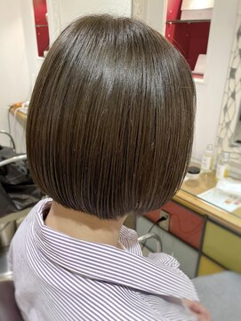 ネオリーブ チッタ 阿佐ヶ谷店(Neolive citta) ヘアグレージュカラーシルキーベージュ斜めバング*