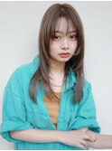 レイヤーロング薄めバング×ワンカール艶髪×カーキベージュ