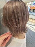ミルクティーベージュ