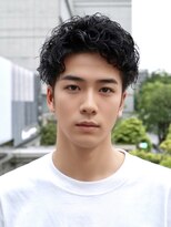 アース 相模大野店(EARTH)&nbsp;シースルーセンターパート韓国マッシュ黒髪刈り上げツーブロック