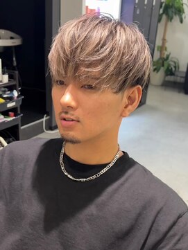 キング(K!ng) 縮毛矯正髪質改善ハイライトレイヤーカット枚方美容室エクステ