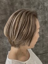 ゼンコー 立川高島屋店(ZENKO)&nbsp;白髪ぼかしハイライト×ショートボブ