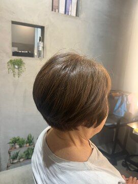 ニマルニーニー バイ ヤスオカ(2022 BY YASUOKA) ６０代　ショートスタイル