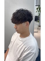 オン(on.)&nbsp;波巻きスペインカール　大人男子