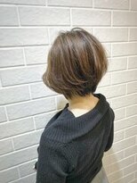 イロ ジェイアール JR奈良店(IRO)&nbsp;大人可愛い長めショートボブ/透明感ベージュ