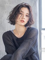 ドット ヘアー(dot.hair)&nbsp;センターパート / ニュアンスウェーブ / 暗髪ボブ