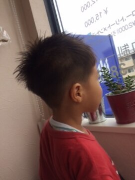 ヘアプラスアイズブルーム(hair+eyes bloom) 黄昏れキッズ