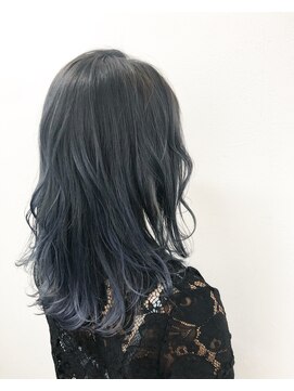 ソイルアヴェダ(Soil AVEDA) ラベンダーアッシュ×グラデーションカラー【沼津/沼津駅】