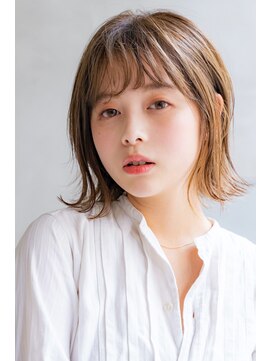 エイミー(Aimee) Aimee 町田 外はねボブ×マロンベージュ