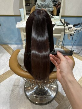 ロンド ストラーダ 心斎橋(Lond strada) ★皆が2度見するサラサラ艶々の艶髪★