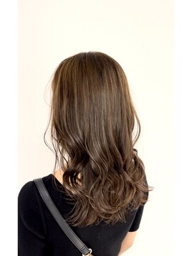 サルファ ヘアデザイン 名古屋 丸の内(S.ALPHA HAIR DESIGN) ギャルにならないハイライト