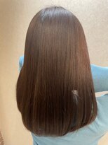 スピンヘアーフラッフィ 茨木(Spin hair fluffy)&nbsp;うる艶ストレートの外国人風カラー/顔周りカット/髪質改善